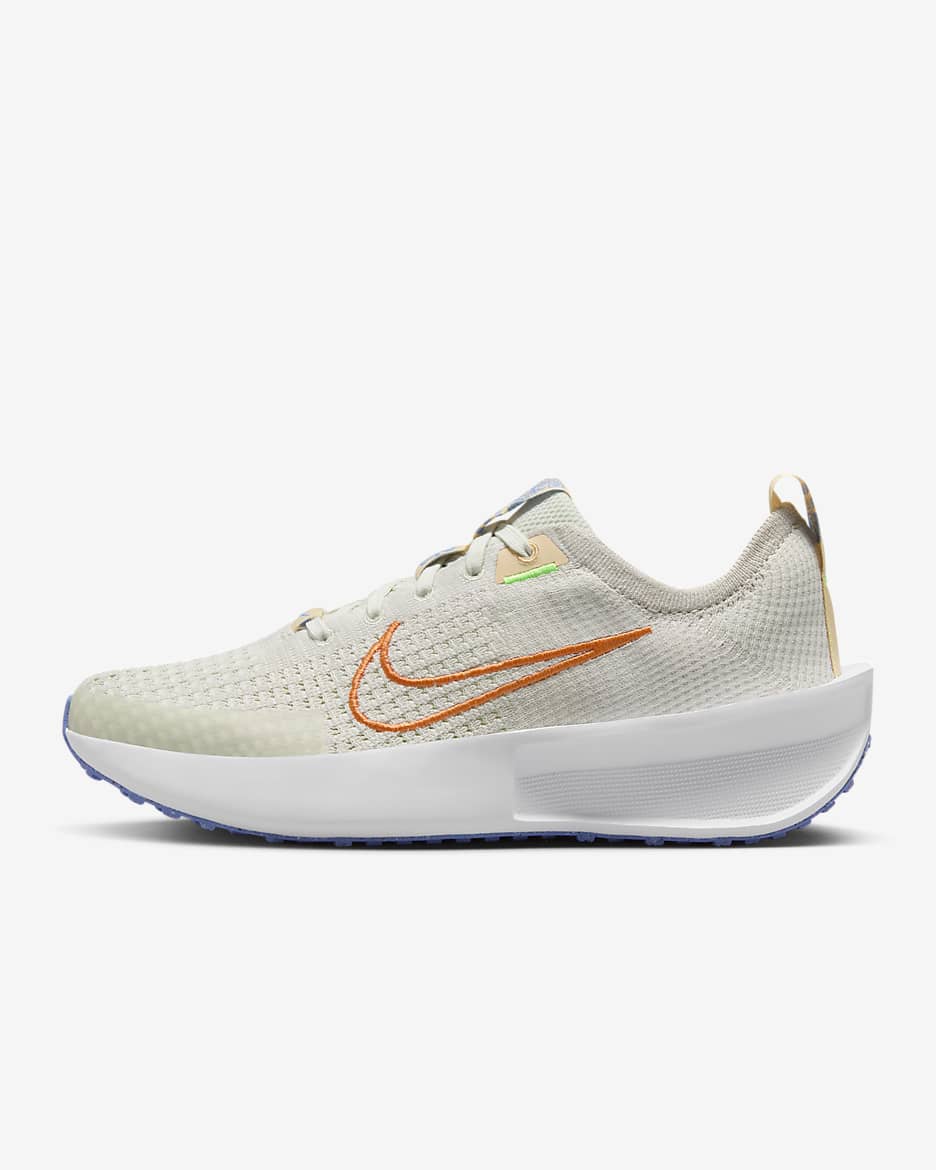 Nike women's road running shoes hotsell